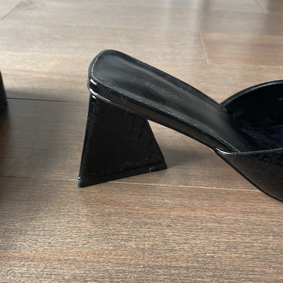 Black Patent Snake Print Mules - Picture 4 of 5